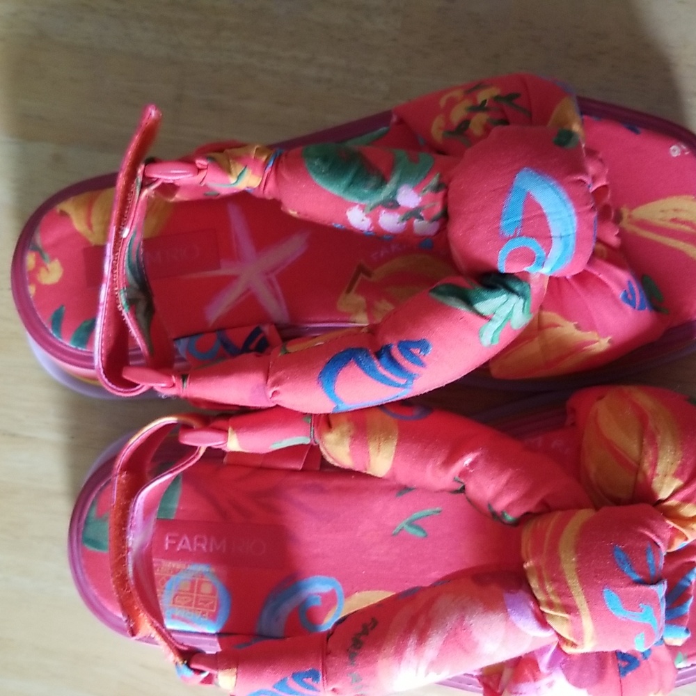 NEW FARM Rio Fruit Print Puffy Platform Sandals - Picture 9 of 12
